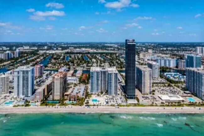 Foto del edificio - 2030 S Ocean Dr