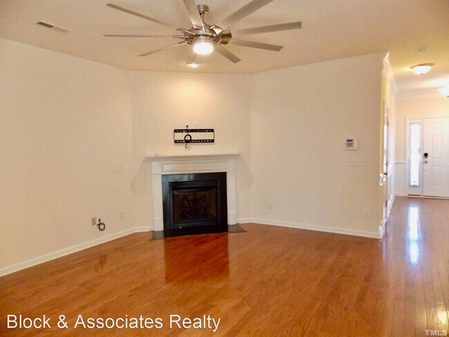 Foto del edificio - 3 br, 2.5 bath House - 168 Token Drive