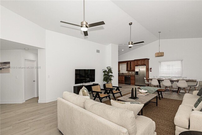 Foto del edificio - 216 SE 9th St