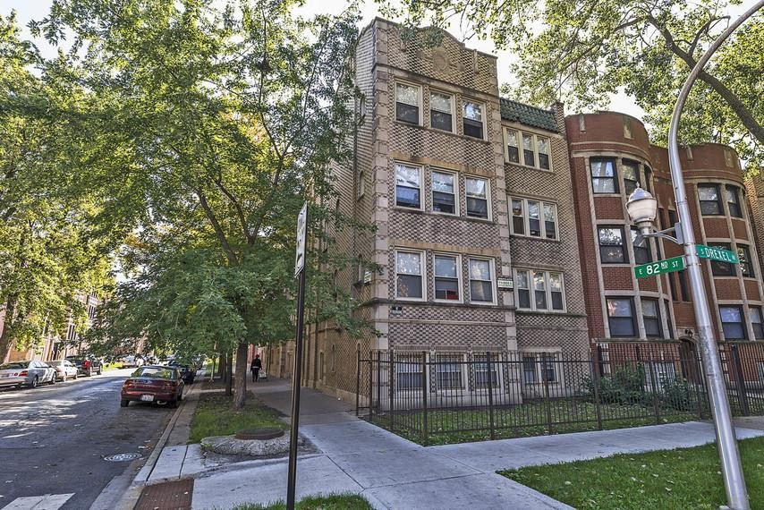 Foto principal - 8201 S Drexel Ave