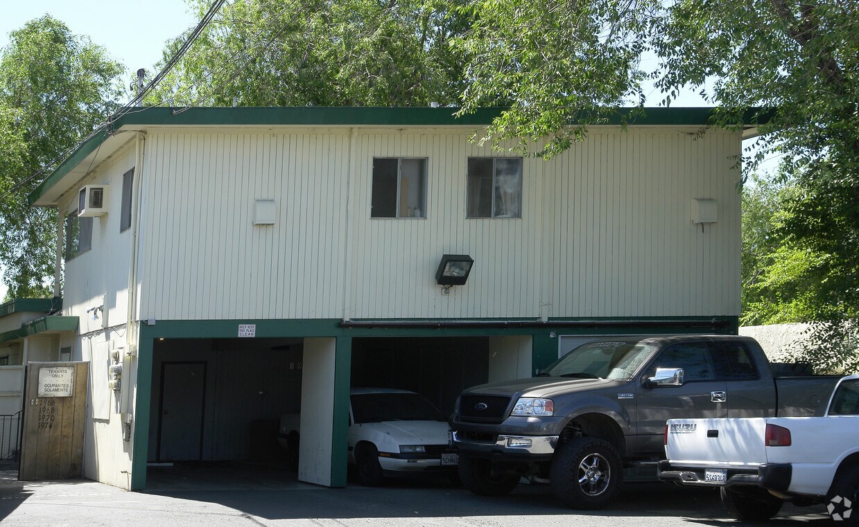 19701974 Monument Blvd, Concord, CA 94520 Apartments in Concord, CA