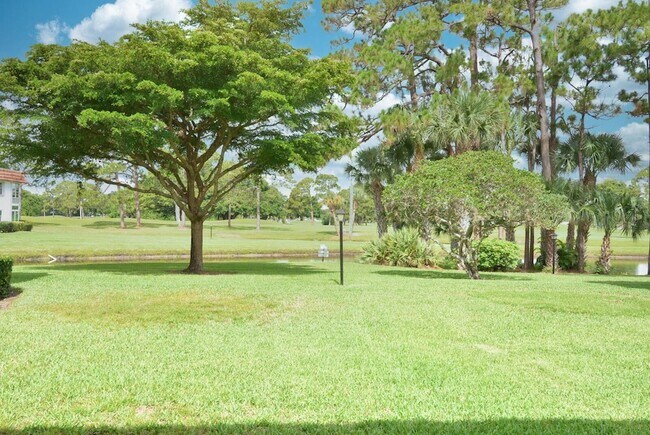 Foto del edificio - 1225 NW 21st St