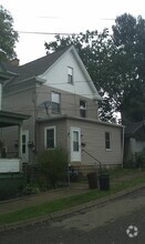 Building Photo - 219 6th St