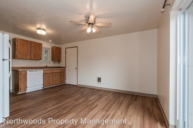 Foto del edificio - 3 br, 1 bath House - 2122 Amirante St