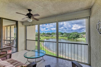 Building Photo - 5188 Woodland Lakes Dr