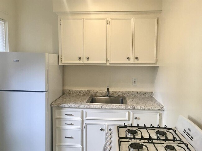 Foto del edificio - 1031 Usener St