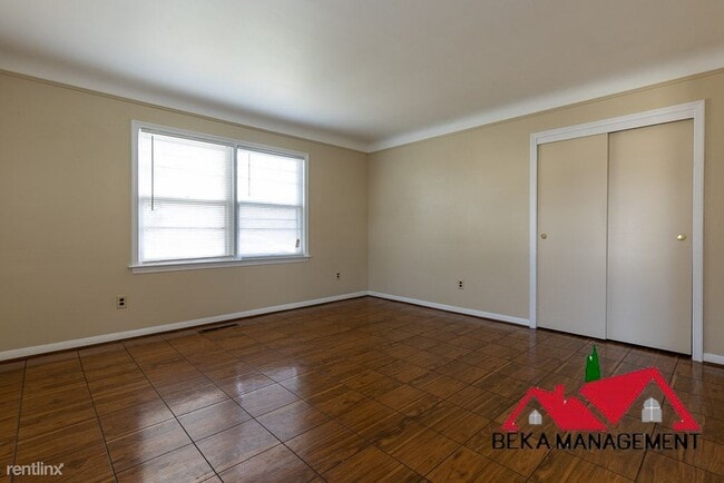 Building Photo - 1 br, 1 bath House - 2621 Rochester Rd