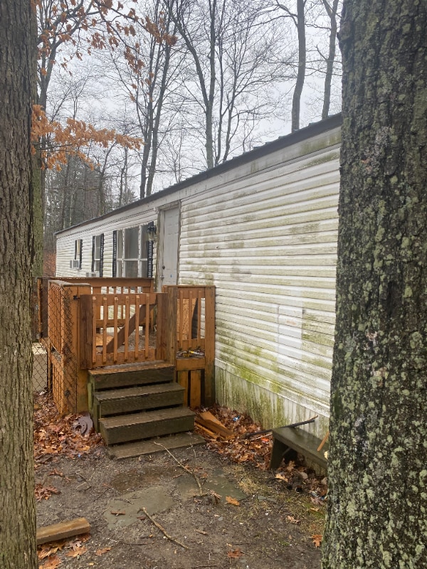 Building Photo - 120 Wilderness Park