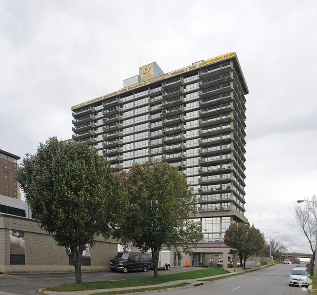 Building Photo - The View