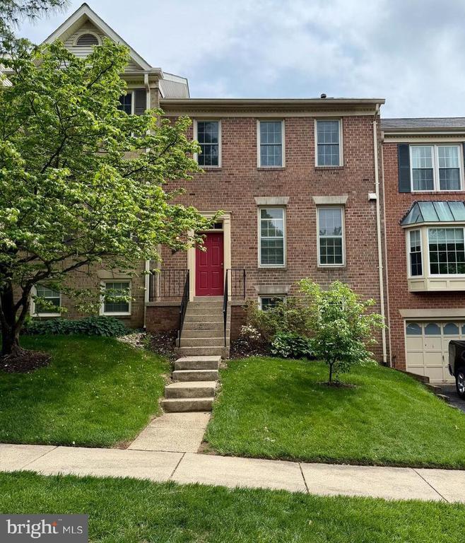 Building Photo - 4105 Meadow Field Ct