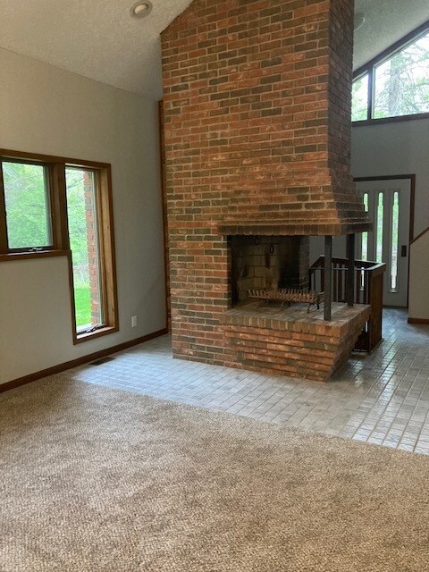 Foto del edificio - 24130 Hooper Blvd