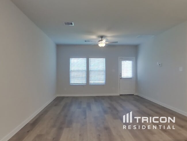 Building Photo - 11523 Prosperity Dr