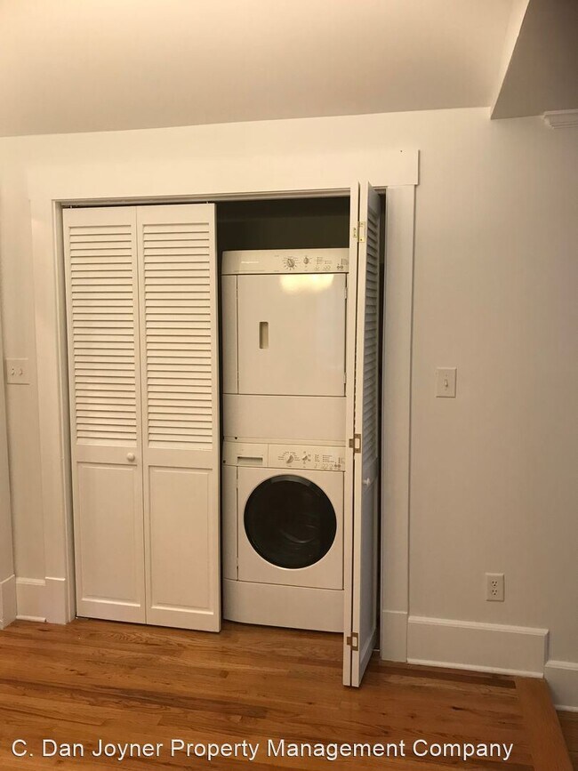 Foto del edificio - 2 br, 2 bath House - 204 Stewart Street