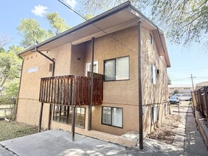 Building Photo - 17 N Meade Ave