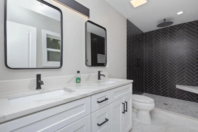 Building Photo - 1779 Madrona St NW