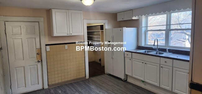 Building Photo - 72 Stanton St