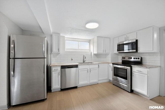 Foto del edificio - 4325 S Cherokee St