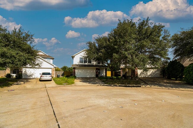 Foto del edificio - 19362 Moss Meadow Ln