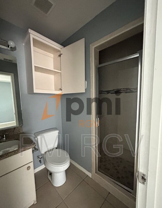 Building Photo - 1410 Quitaca Dr