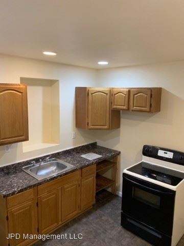 Foto del edificio - 3 br, 1 bath House - 2087 Kingston Street