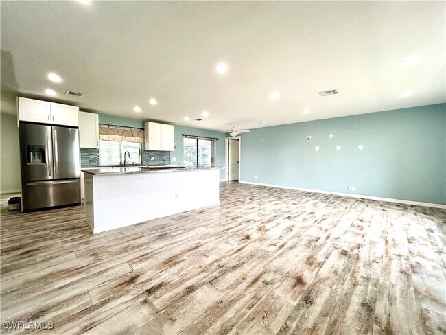 Foto del edificio - 920 SE 23rd St