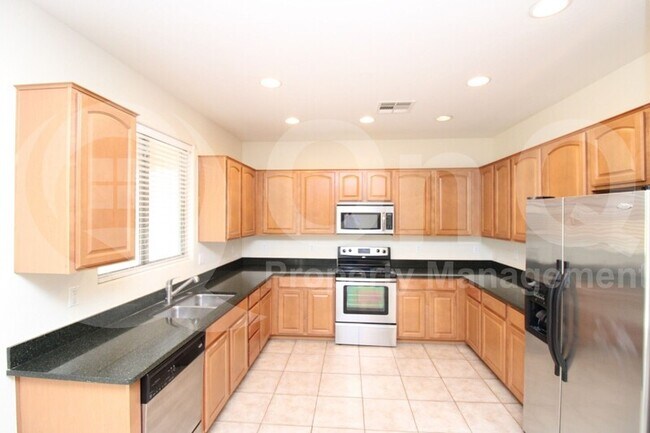Foto del edificio - 6512 S 72nd Ln