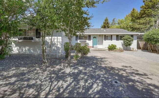 Building Photo - Great 3 Bed Rincon Valley Home -Excellent ...