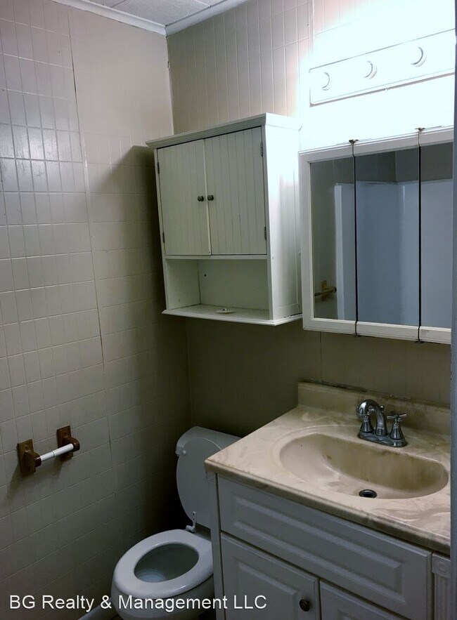 Foto del edificio - 3 br, 1 bath House - 321 Bradford Dr.