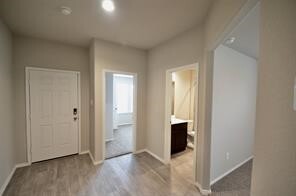 Foto del edificio - 1606 Bear Spring Dr