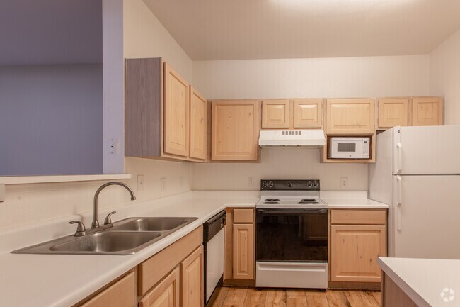 3 BR, 2 BA - 1207 SF - Pinnacle - The Ridge