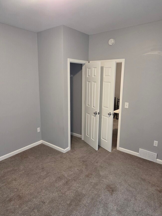 Dormitorio 2 - 276 Parkway