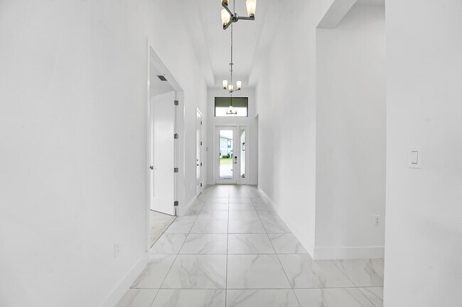 Building Photo - 13069 Feathering Wy