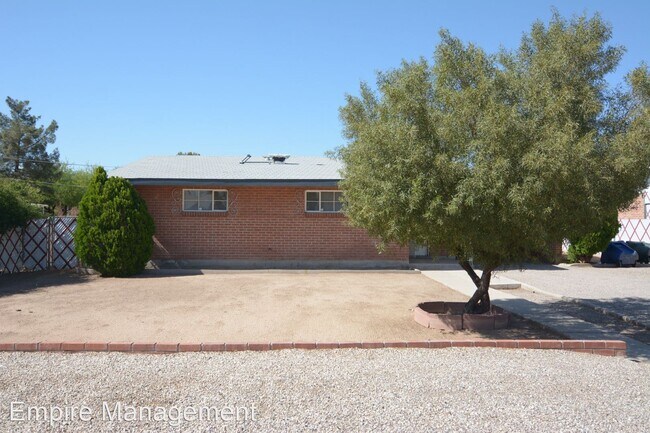 Foto del edificio - 2 br, 1 bath House - 1171 E. Allen Rd