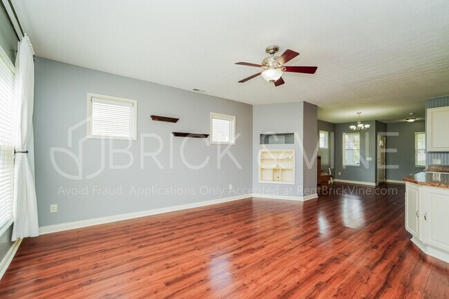 Building Photo - 311 Griffith's Harbor Drive