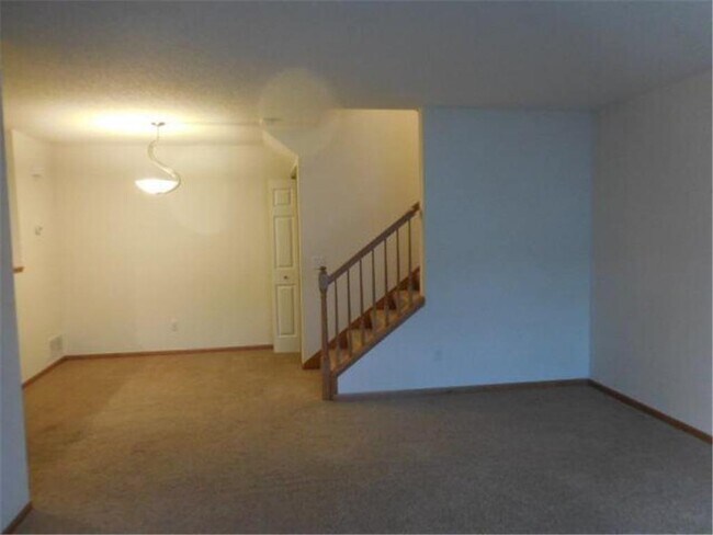 Foto del edificio - 4880 149th St N