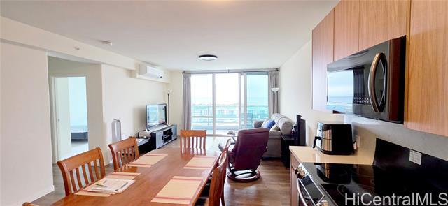 Building Photo - 1391 Kapiolani Blvd