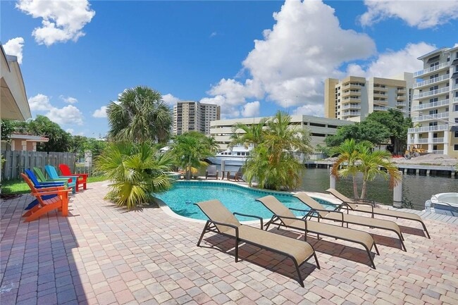 Building Photo - 1360 E Terra Mar Dr