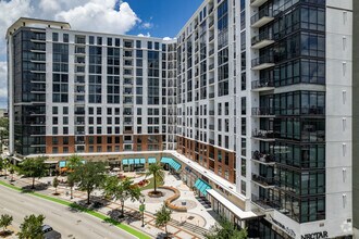 Building Photo - Radius Orlando Apartments