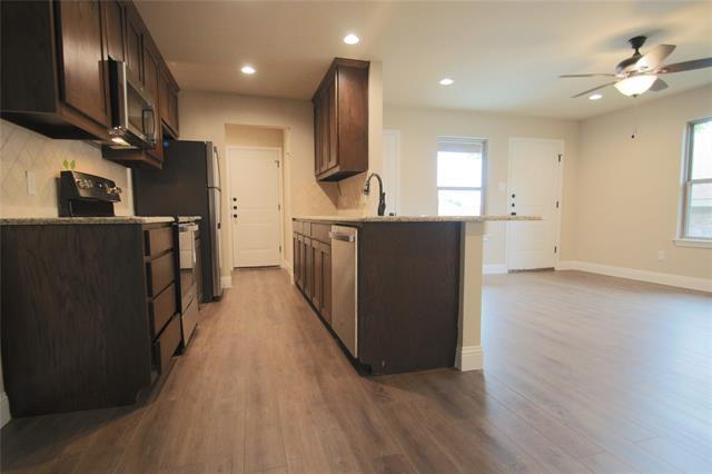 Foto del edificio - 8117 Tanner Ave