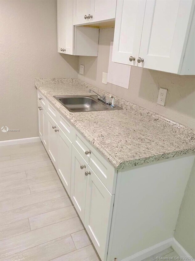 Foto principal - 119 NW 1st Ave