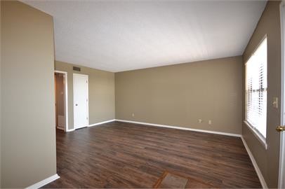 Building Photo - 1500 Nettleship St