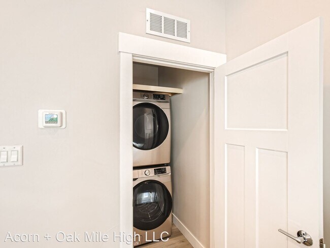 Foto del edificio - 2 br, 2.5 bath House - 3443 W 63rd Pl