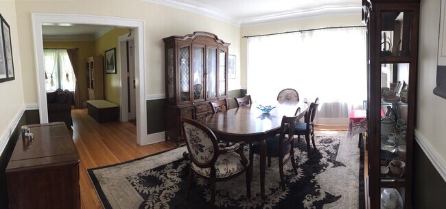 Foto del edificio - 320 N Maple St