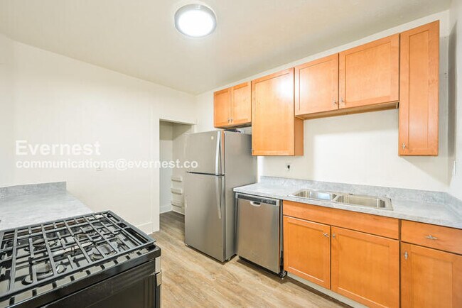 Foto del edificio - 4902 Meade St