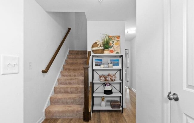 Building Photo - Dallastown Schools! Beautiful 3 Bedroom, 2...