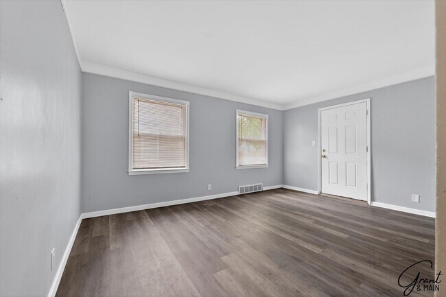 Building Photo - 16212 Maddelein St