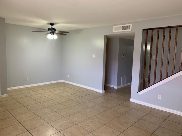 Foto del edificio - 1035 Willow Oaks Cir