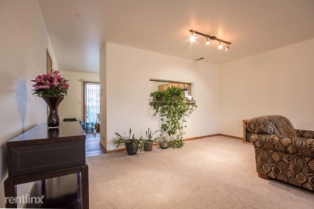 Building Photo - 3 br, 1 bath House - 2872 Shelly Lane