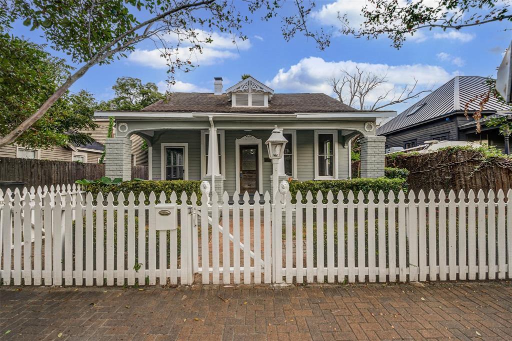 2211 Kane St, Houston, TX 77007 House Rental in Houston, TX