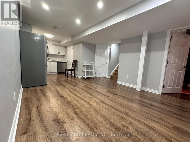 Building Photo - 4 Shell Ct